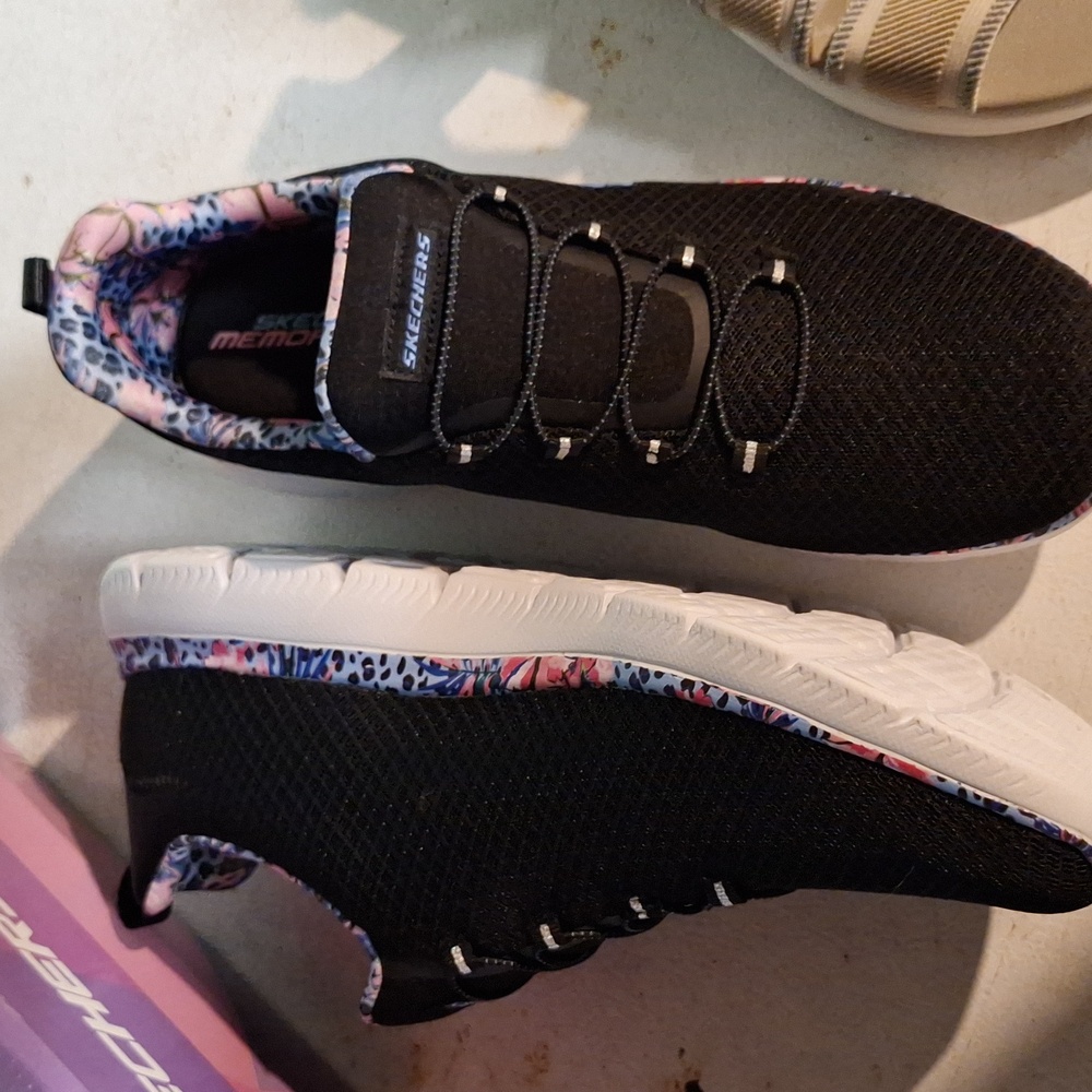 Sketchers